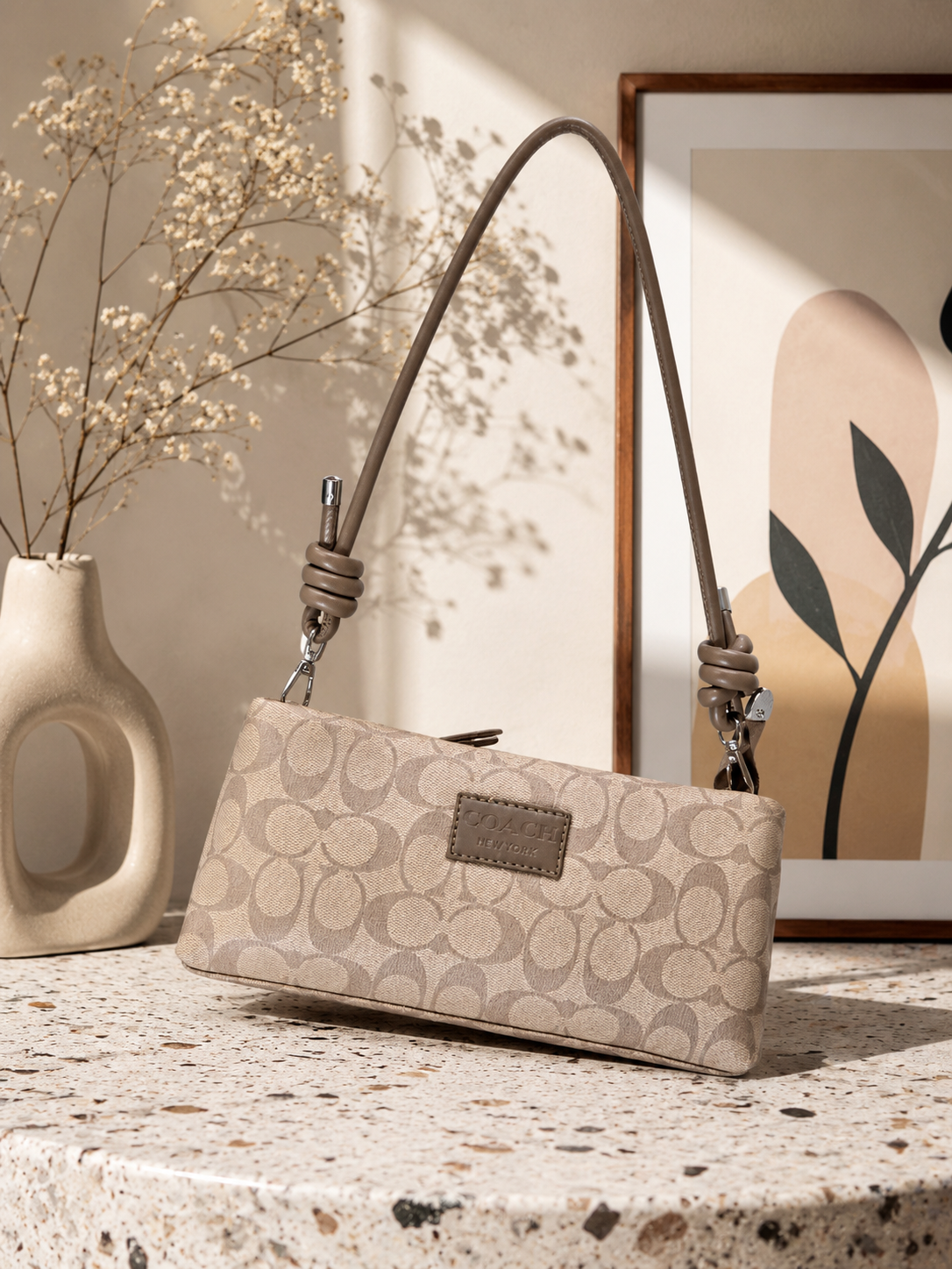 کیف دوشی زنانه کشیده Coach New York با طراحی لوکس